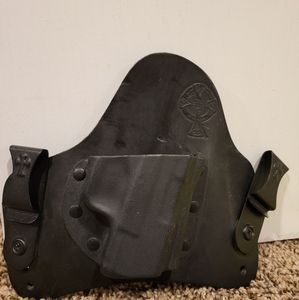 Crossbreed IWB holster